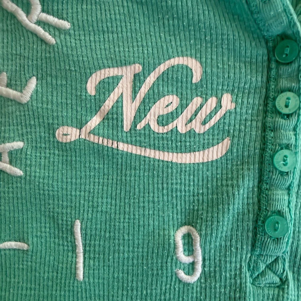 Aeropostale Women’s Tops Bundle - Teal, Aqua, Purple, Hot Pink - Picture 14 of 16